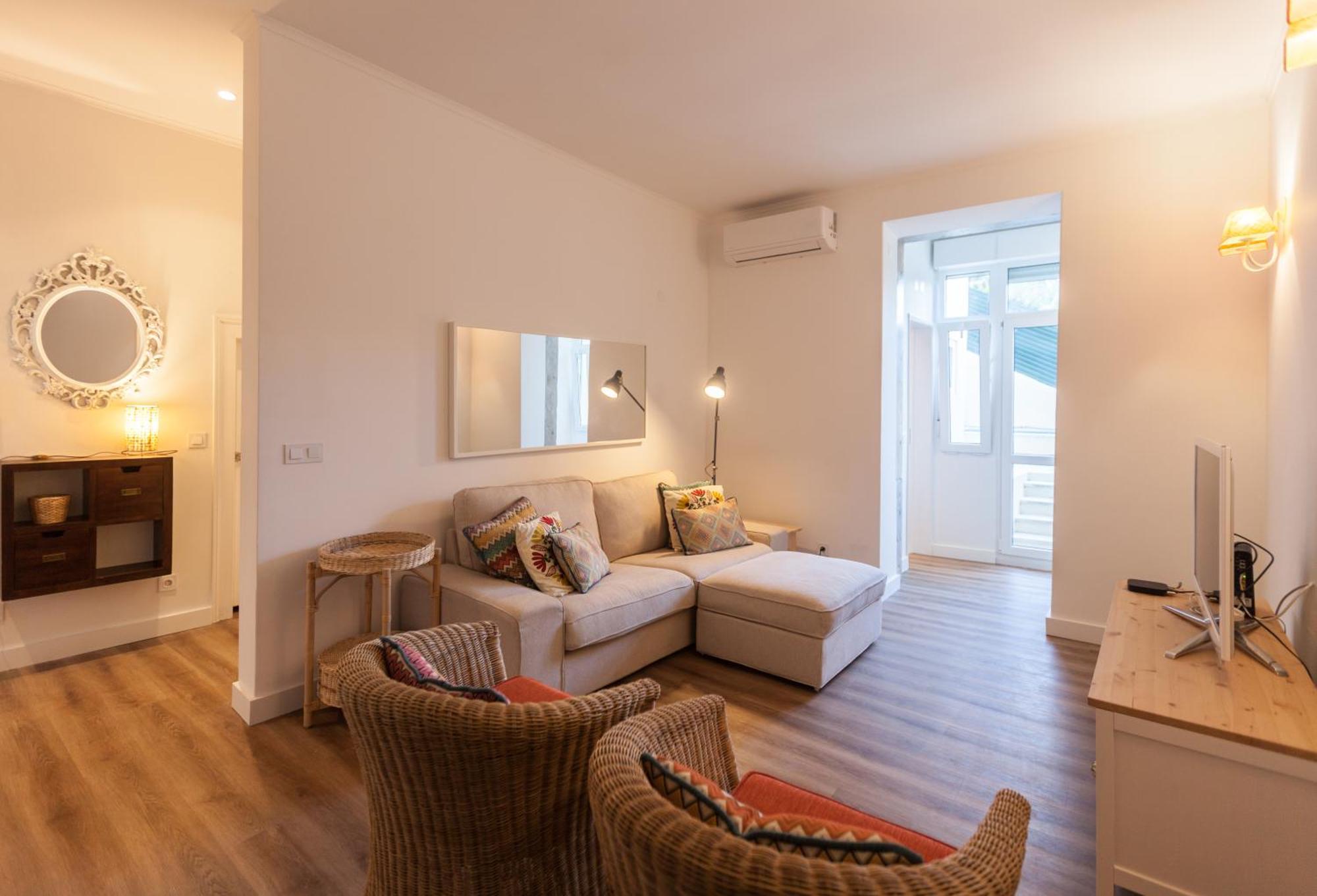 Flh Graca Charming Duplex With Small Pool Lisbon Exterior photo