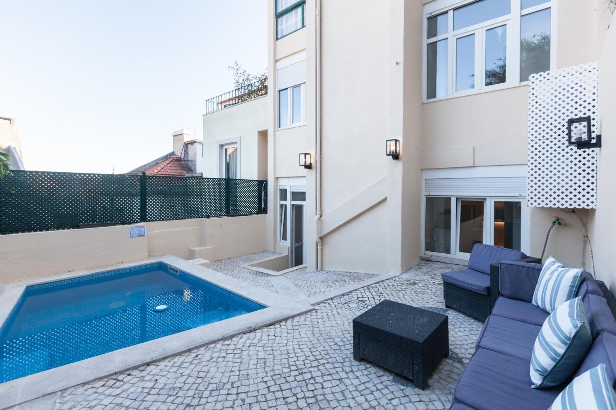Flh Graca Charming Duplex With Small Pool Lisbon Exterior photo